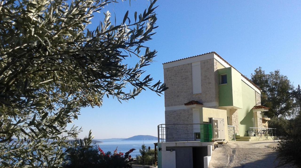 Villa Πέτρα, Ελιά Και Λεβάντα Tolón Exterior foto